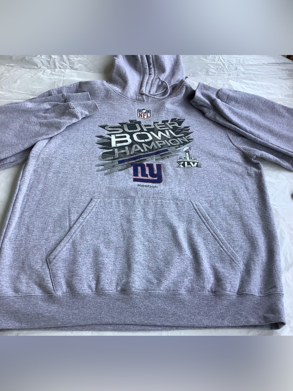 Vintage 2012 Reebok New York Giants Super Bowl XLVI champions hoodie.